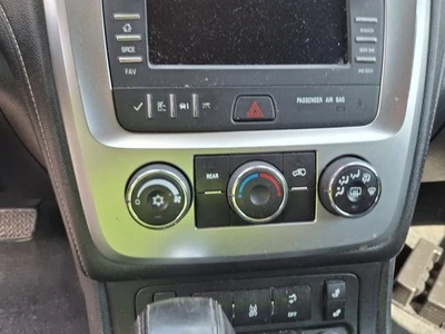 GMC Acadia 2016 Used Front Manual Climate Control C67 120K Miles OEM Part - Image 1 of 4