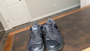 Nike Team Hustle Quick 2 AT5299 001 Black Size 2Y Kids Athletic Sneakers Shoes - Picture 1 of 6