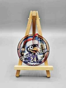 2024 Christmas/Holidays Raven Bird Caricature Illustrated Glass Tree Ornamant - Picture 1 of 2