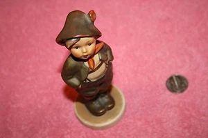 Figura TMK-2 1950 M.J. Hummel Brother 95 5 1/2"" de alto - Imagen 1 de 7