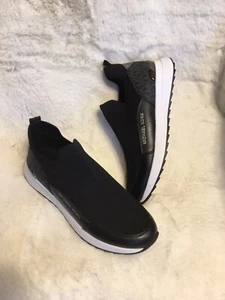 MICHAEL KORS Woman’s Shoes MK Logo Slip-On Sneaker Sz 8.5 NEW - Picture 1 of 11