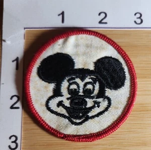 STAINS Mickey Mouse Disney Vintage Embroidered Theme Park Sew On Patch - Picture 1 of 1