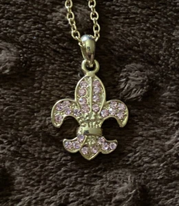 COOKIE LEE Gold And Pink Fleur De Lis Crystal Necklace 25610 NEW $24 - Picture 1 of 3