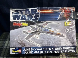 Revell - Star Wars Luke Skywalker's X-Wing Fighter Snap Tite 85-1856 X2 - Foto 1 di 11