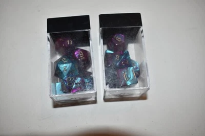 CHESSEX MANUFACTURING CUBE GEMINI SET (PLS114) - Image 1 of 2