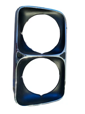 bisel faro izquierdo fiat 124 sedán 4247246 imperfecciones cromadas menores 1970-1974 Foto 1 de 3