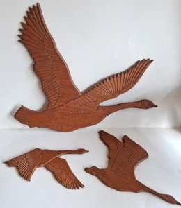 MCM Crowe Canada Goose Hand Carved Cedar Wooden Folk Art Hanging Decor Birds 50s - Picture 1 of 11