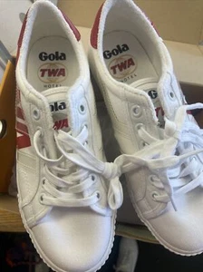 Tenis Retro Gola Talla 7 TWA Hotel Mark Cox Tenis Zapatos Blancos Rojos Lona Nuevos en Caja - Imagen 1 de 8