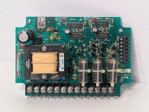 Scheda di controllo relè industriale OEM 31-009 R3 120VAC trasformatore 3 relè - Foto 1 di 11