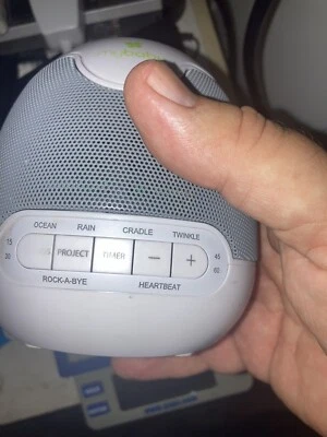 Máquina de sonido Homedics My Baby Sound Spa Lullaby MYB-S305A con luces y música Foto 1 de 4