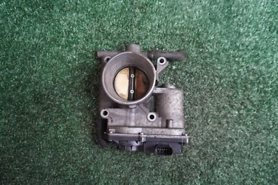 Mazda3 2006 2007 2008 carrocería del acelerador 2L fabricante de equipos originales 104 k millas L3R113640 Foto 1 de 4