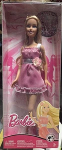 BAMBOLA BARBIE - MATTEL - NUOVA CON SCATOLA - PRIMI ANNI 2000 - Foto 1 di 2