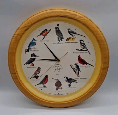 Reloj de pared National Audubon Society 13" pájaro cantor canciones marco de madera sintética  Foto 1 de 2