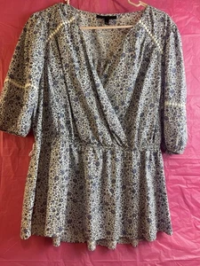 Lane Bryant Classic Crop ElasticShort Sleeve Full Wrap Top Floral Size 16 V Neck - Picture 1 of 7
