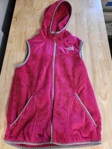 The North face Osito Hooded Fuzzy Vest Hot Pink Size Girls XL - Picture 1 of 4
