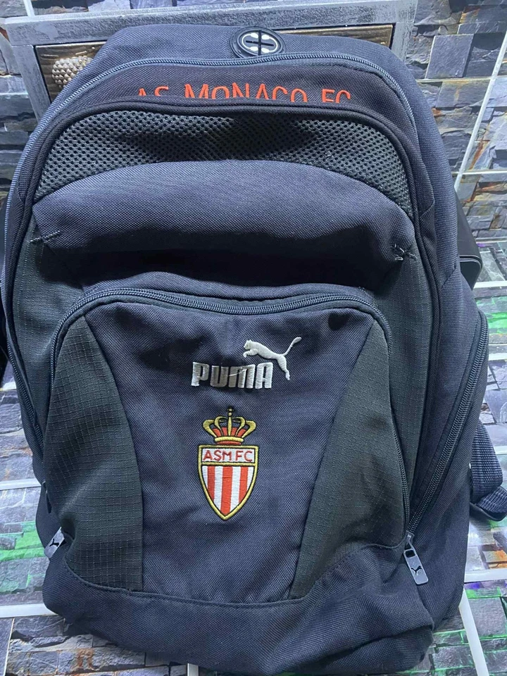   🎒 Sac à dos officiel AS Monaco FC by Puma (édition 2016-2018) - Photo 1/4