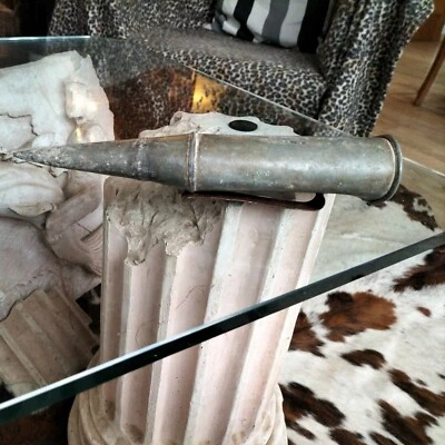 Coffin zinc pierre faux étui outil agricole ancien faucheur objet art populaire - Photo 1/3