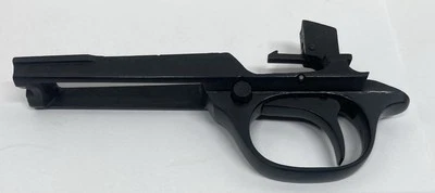 Carcasa gatillo rifle semiautomático Browning cargador automático modelo .22 Foto 1 de 4