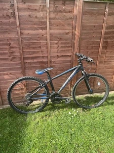 Raleigh Mountain Bike 22” Wheels 12.5” Frame needs Repair or for spares /parts - Picture 1 of 12