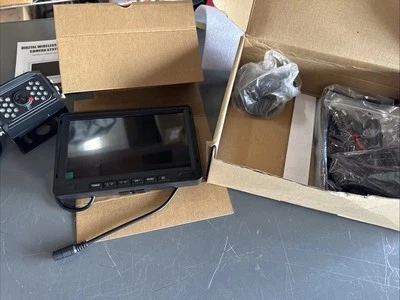 1080P Digital Wireless Rear View 7'' DVR Quad Monitor Backup Camera For Truck RV - Image 1 of 4