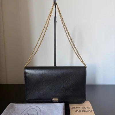 Bolso de hombro Christian Dior vintage de cuero negro con correa de cadena dorada Foto 1 de 4
