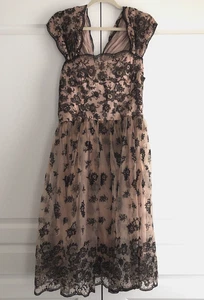 H & M Two-Layer Black Velvet Lace on Pink Beige Dress Size 14 Below Knee Length - Picture 1 of 10