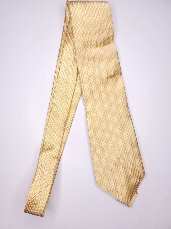 Corbata formal Paul Fredrick para hombre 59"Lx3,5"W dorada/blanca Foto 1 de 4