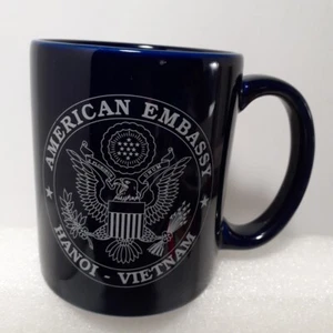 Vintage Blue Porcelain American Embassy Hanoi Vietnam War Coffee Mug Minh Longi - Picture 1 of 11