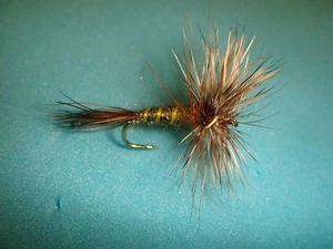 FLY FISHING FLIES - Traditional GREEN DRAKE WULFF size #12 (6 each) - Picture 1 of 4