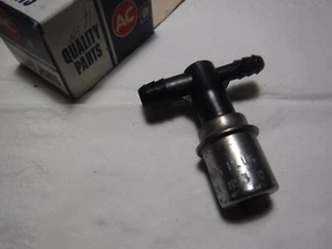 1980-1981 Buick Oldsmobile 305 V8 PCV Valve - New AC - Bild 1 von 2