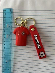 Cristiano Ronaldo Red Soccer/ Football Jersey #7 Rubber & Metal Keychain New! - Picture 1 of 2