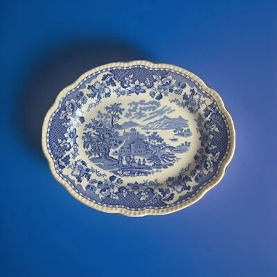 blue willow oval plate - Image 1 of 2