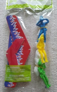 Set of 3 Parachutists and Foam Plane. ~ Unbranded. - Picture 1 of 5