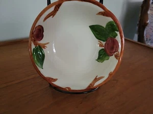Franciscan🍎APPLE🍎 Soup/Cereal Bowl - 6 inch - EUC - Made in England - Imagen 1 de 2