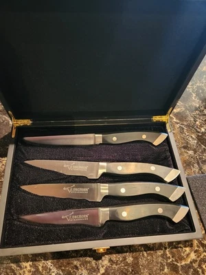 Longhorn Steakhouse Knife Set of 4 with Wood Case