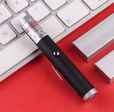 Laserpointer 532nm - Grün /  USB-Ladung / Sehr klein, aber sehr leistungsstark - Bild 1 von 4