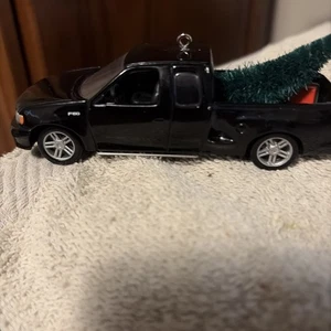 Punze Ford Ornament gebraucht ohne Karton - Bild 1 von 5