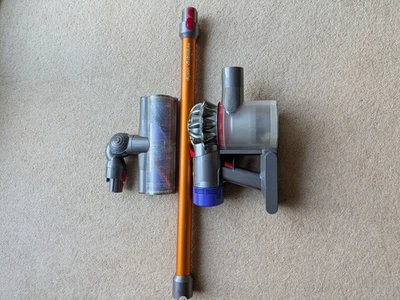 Dyson V8 Absolute – Untested – Spares & Repairs - Sold as seen - Image 1 of 4