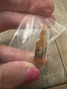 Vintage Miller High Life Bottle Pin Hat Lapel Enamel - Picture 1 of 2