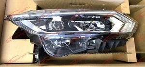 Faro LED Destro Originale Nuovo Nissan Qashqai Per Guida A Sinistra 26010HV05B - Foto 1 di 4