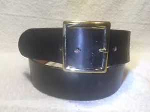 Dakota Black Leather Belt Gold Non Rust Center Buckle Size 40 1.75 W Great Shape - Picture 1 of 13