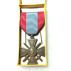 Médaille militaire croix des TOE avec boite d'origine french medal