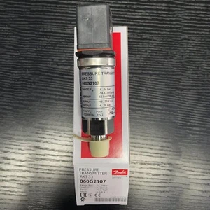 1PCS New Danfoss pressure transmitter AKS 33 060G2107 In Box - Picture 1 of 1