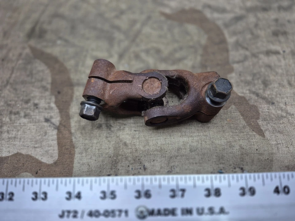 Ford F-150 F-250 F-350 1992-1996 Bronco columna de dirección junta en U OEM  Foto 1 de 4