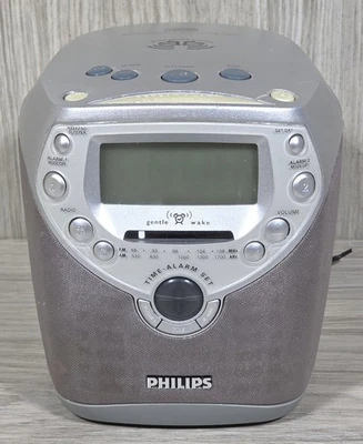 PHILIPS AJ3950/17 Dual Alarm Clock CD Player AM/FM Radio - TESTED -  - Image 1 of 4