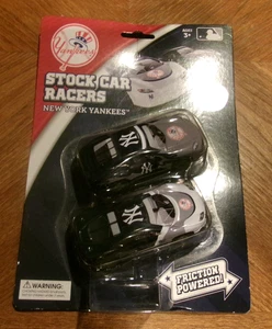 New York Yankees Stock Car Racers MLB Sammlerstück 2 Stück versiegelt - Bild 1 von 2