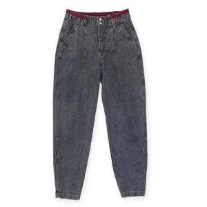 Jean LEVIS VINTAGE ANNÉES 80 30X32 rétro délavé à l'acide noir. Jogging jambes coniques amples - Photo 1/14