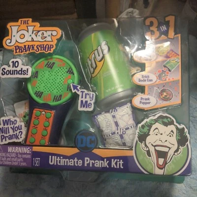 The Joker Prank Shop DC Ultimate Prank Kit 3 In 1 Factory Sealed WB DC Comics  - Imagem 1 de 4