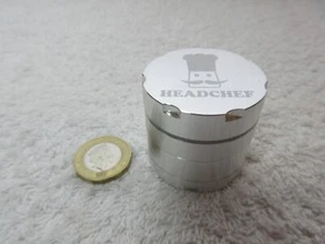 Headchef 4 Part Compact Herb Grinder - Silver Colour - Afbeelding 1 van 17