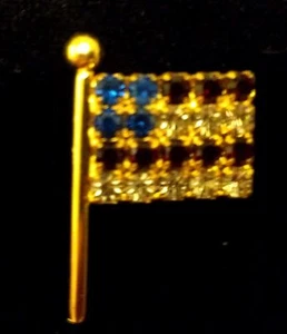 American Flag Rhinestone Red White Blue Metal Gold Hat Lapel Pin Brooch NEW K3 - Picture 1 of 1